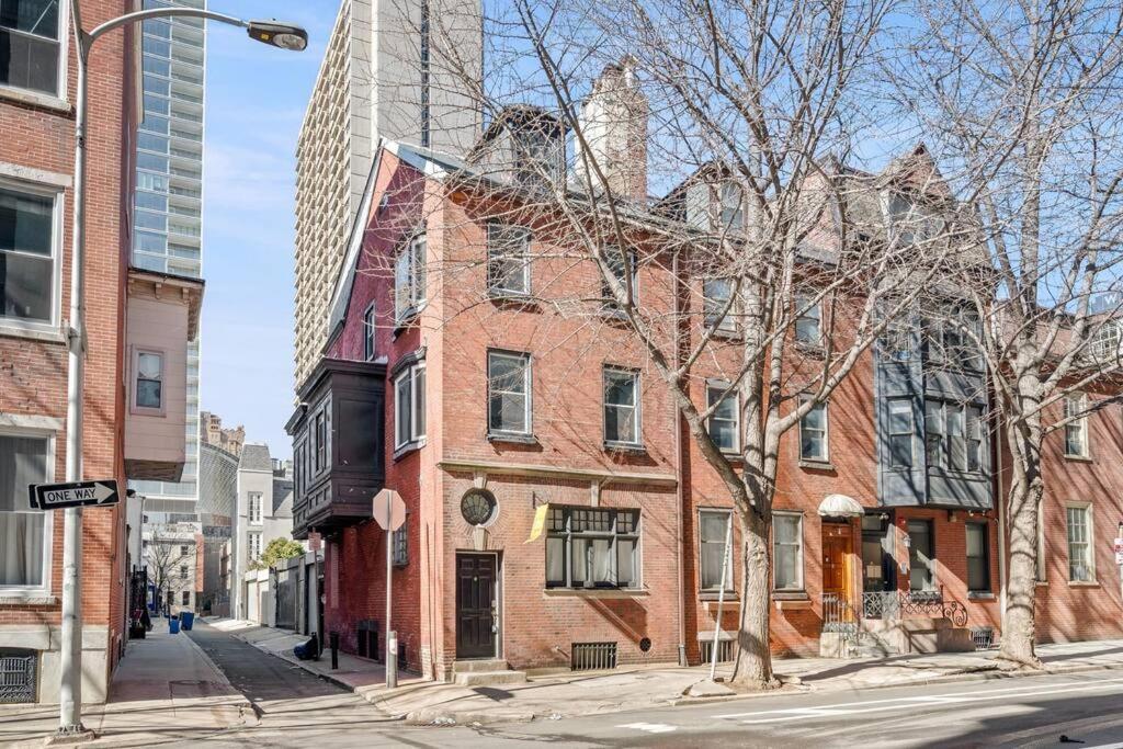 New! Cozy Apt In Center City! Philadelphia Bagian luar foto